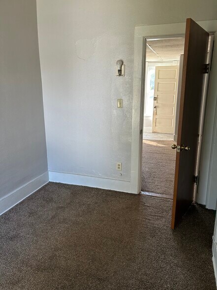 More Photos Of 720 Orchard St, Toledo Apartments For Sale