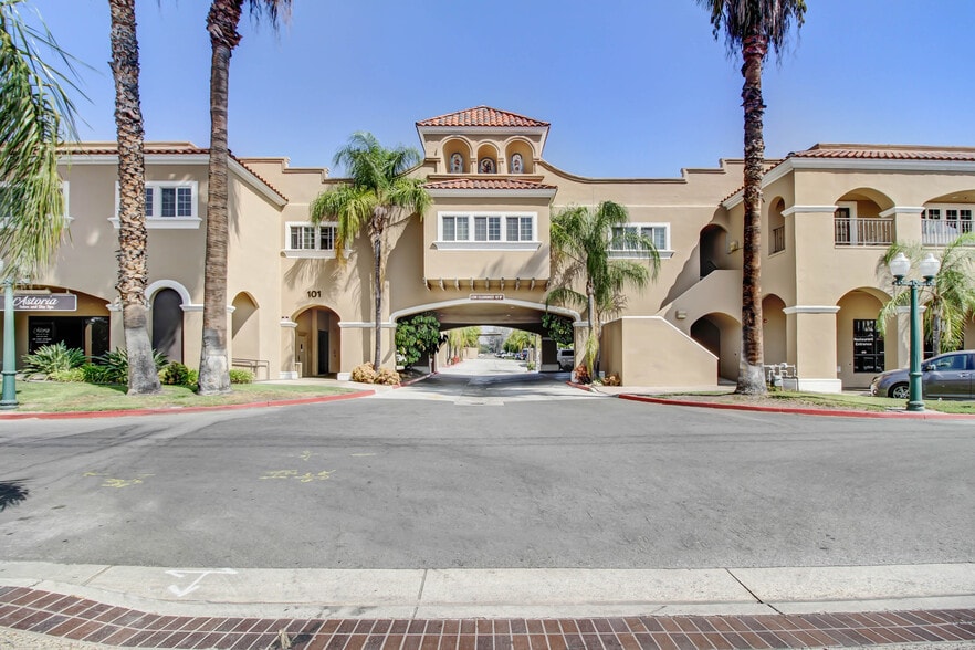 More Photos Of 101 E Redlands Blvd, Redlands Medical For Lease