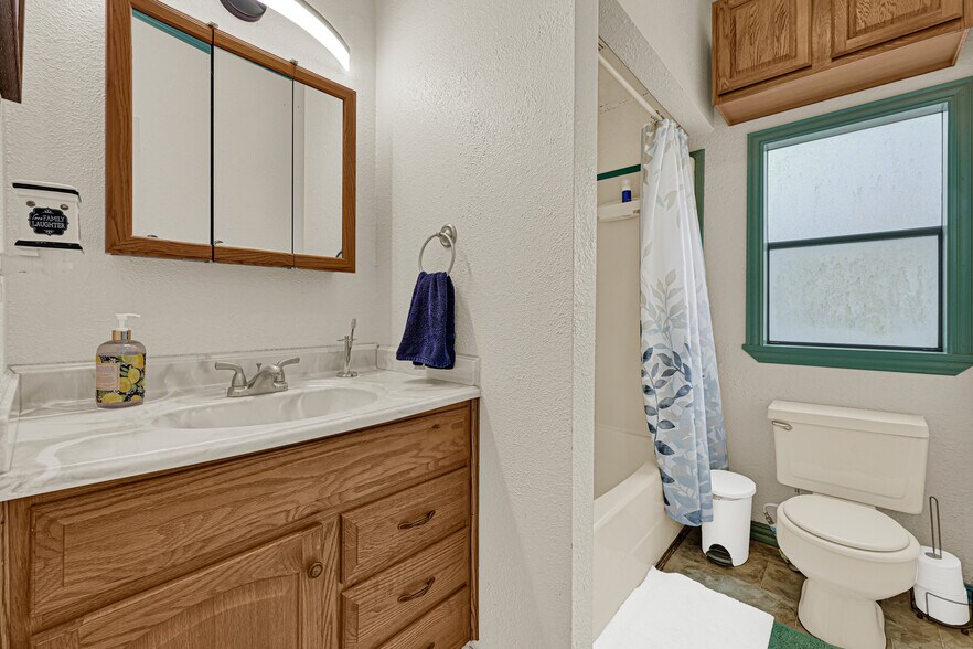 More Photos Of 29510 Huffman Cleveland Rd, Huffman Specialty For Sale