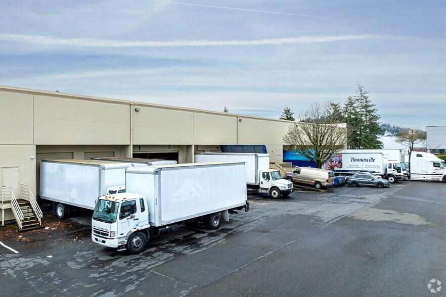 More Photos Of 8725-8747 S 212th St, Kent Unknown For Lease