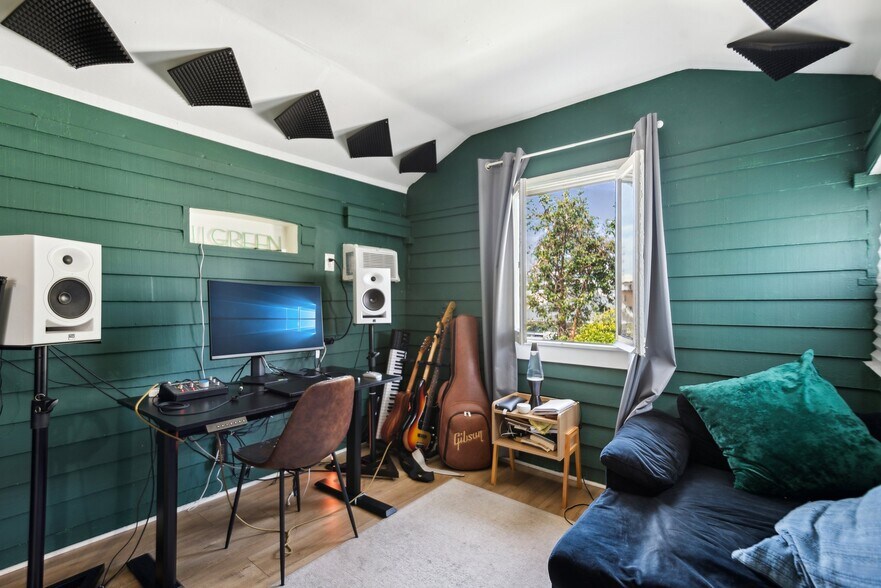 More Photos Of 426 Ivy St, Glendale Apartments For Sale