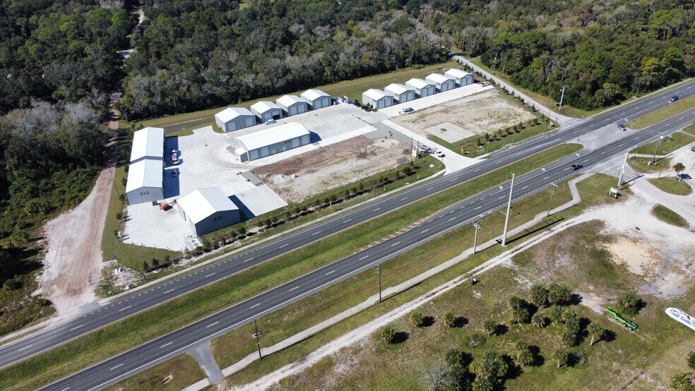 More Photos Of 790 N US Highway 1, Oak Hill Light Distribution For Sale