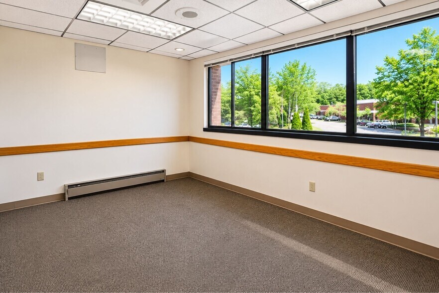 More Photos Of 160 Hawley Ln, Trumbull Medical For Sale