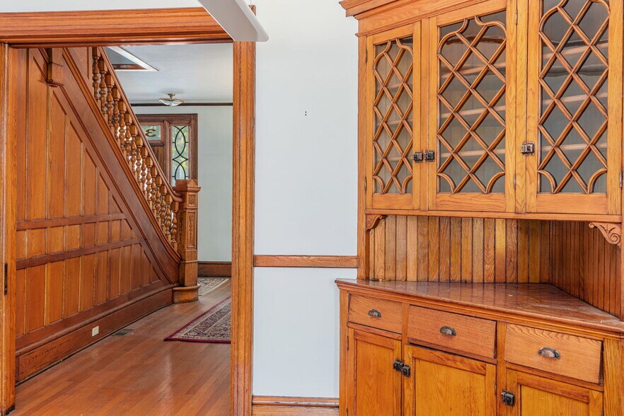 More Photos Of 313 E Broad St, Bethlehem Apartments For Sale