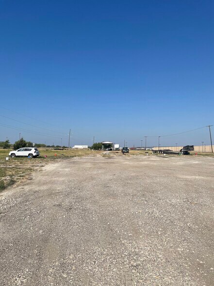 More Photos Of 2300 S Business 45, Corsicana Land For Sale