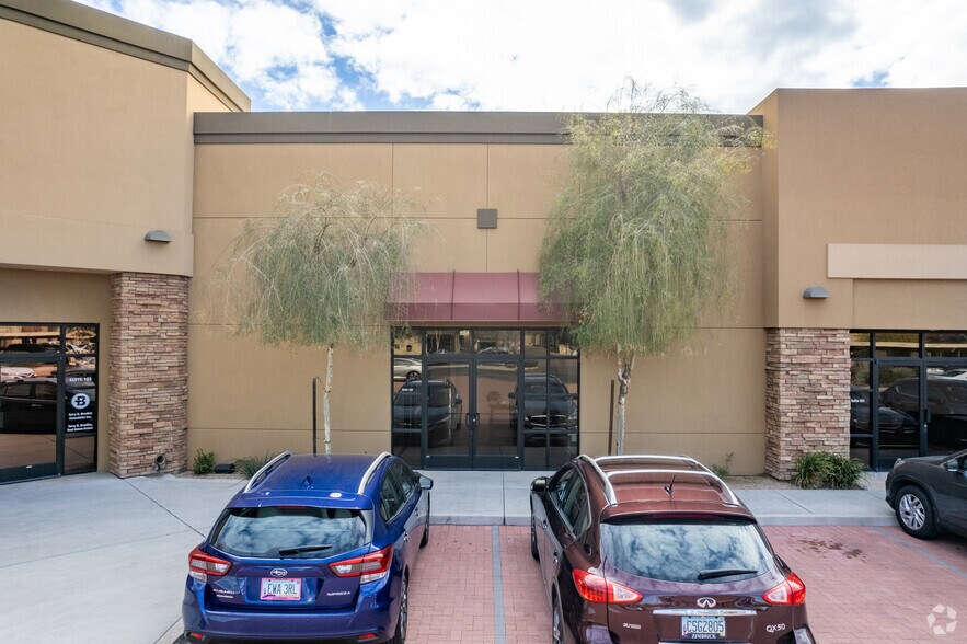 More Photos Of 8151 E Indian Bend Rd, Scottsdale Office For Lease