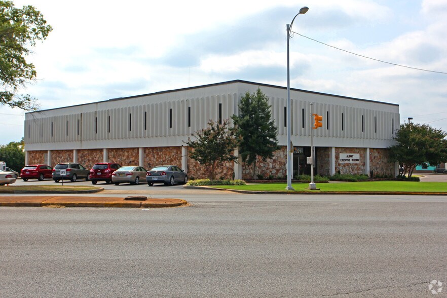 Primary Photo Of 201 Gordon Dr SE, Decatur Office For Lease
