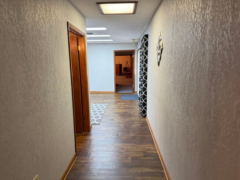 More Photos Of 11971 US 49, Marmaduke Funeral Home For Sale