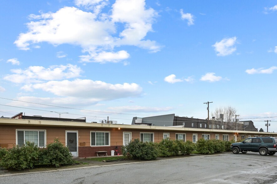 More Photos Of 10516 E Main Ave, Spokane Apartments For Sale