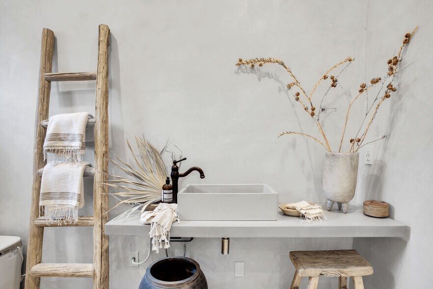 More Photos Of 56334-56336 29 Palms Hwy, Yucca Valley Storefront For Sale