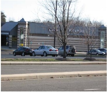 More Photos Of 3041-3134 Golansky Blvd, Woodbridge General Retail For Sale