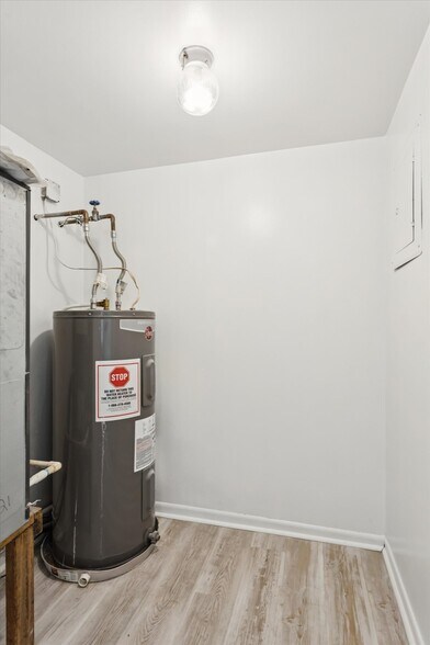 More Photos Of 6704 Cedar Lake Dr, Gloucester Apartments For Sale