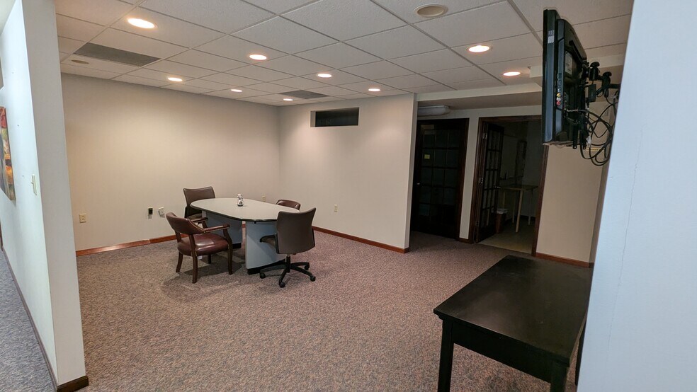 More Photos Of 1668 Windham Way, O'Fallon Office For Sale