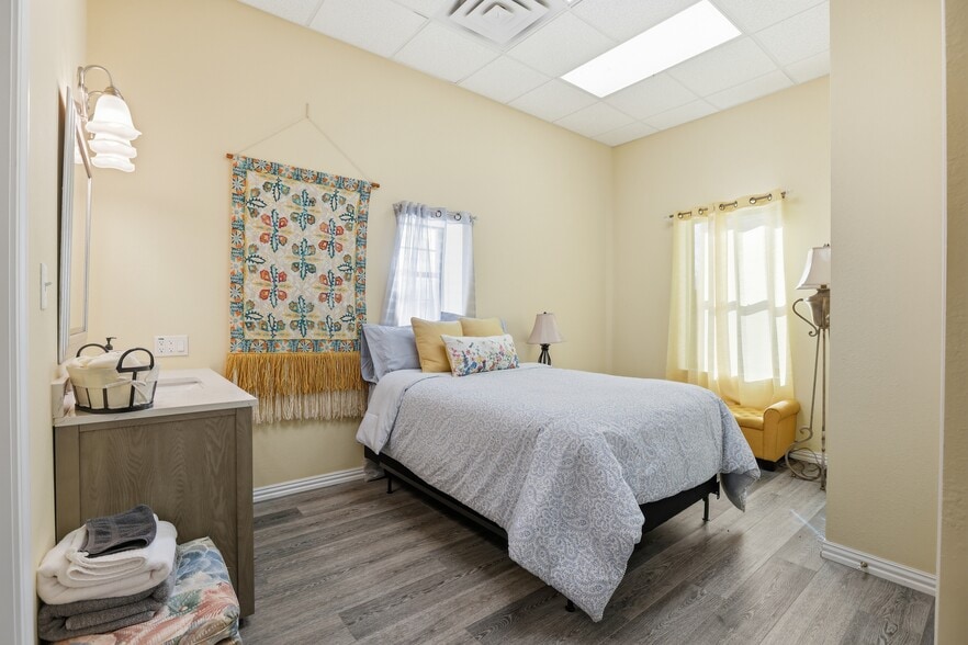 More Photos Of 801 S Washington St, Stillwater Healthcare For Sale