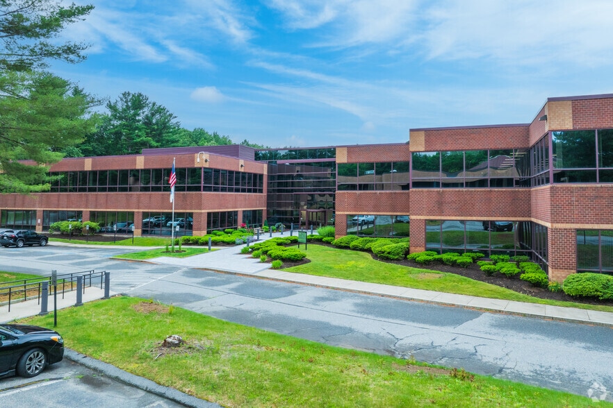 More Photos Of 201 Riverneck Rd, Chelmsford Office For Lease