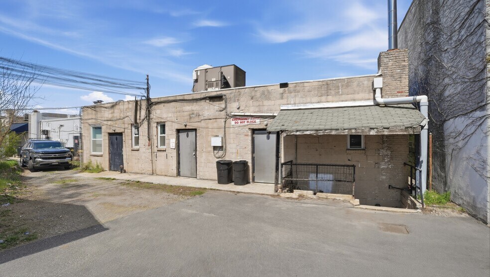 More Photos Of 450 Sunrise Hwy, Rockville Centre Office Residential For Sale