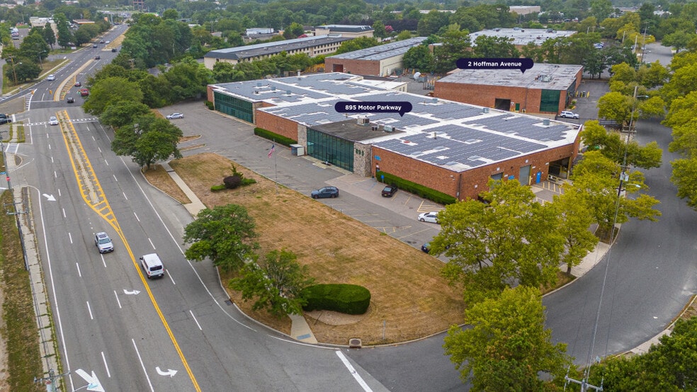 More Photos Of 2 Hoffman Ave, Hauppauge Manufacturing For Lease