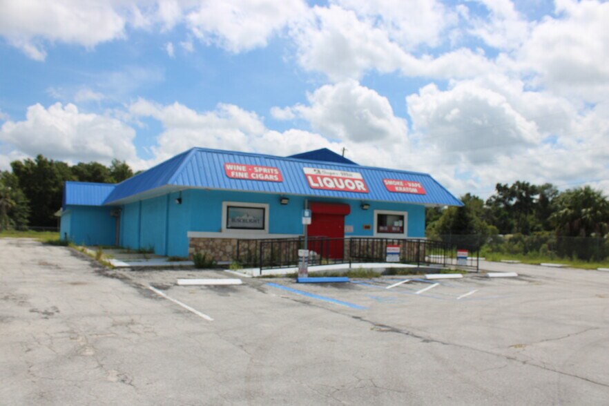 Primary Photo Of 6601 W Gulf To Lake Hwy, Crystal River Bar For Sale