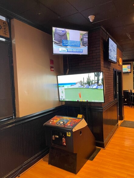 More Photos Of 42882 Truro Parish Dr, Ashburn Storefront For Sale