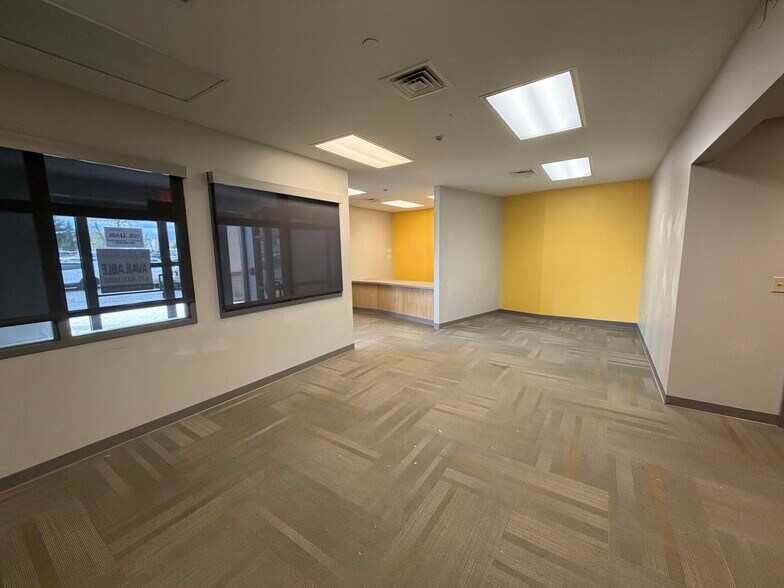 More Photos Of 3143 William Penn Hwy, Easton General Retail For Lease