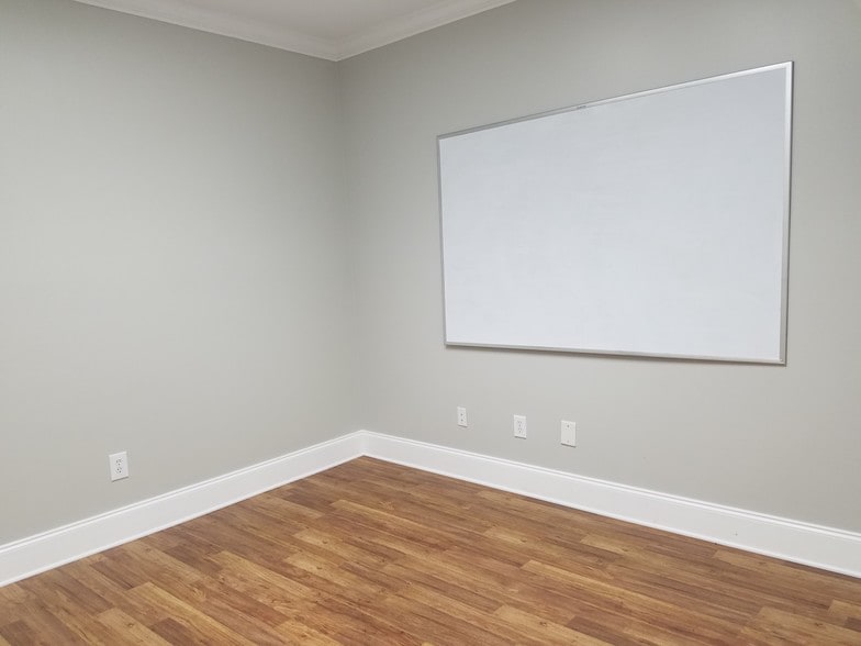 More Photos Of 11785 Northfall Ln, Alpharetta Medical For Sale