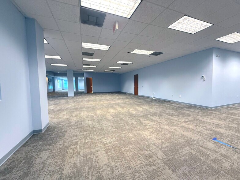 More Photos Of 1743 Park Center Dr, Orlando Medical For Sale