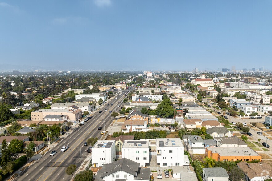 More Photos Of 2234 Crenshaw Blvd, Los Angeles Apartments For Sale