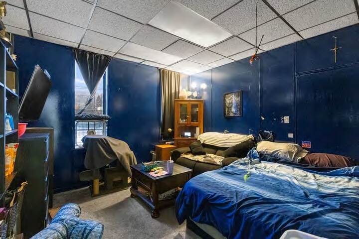More Photos Of 275 Okanagan Av E, Penticton Industrial For Sale