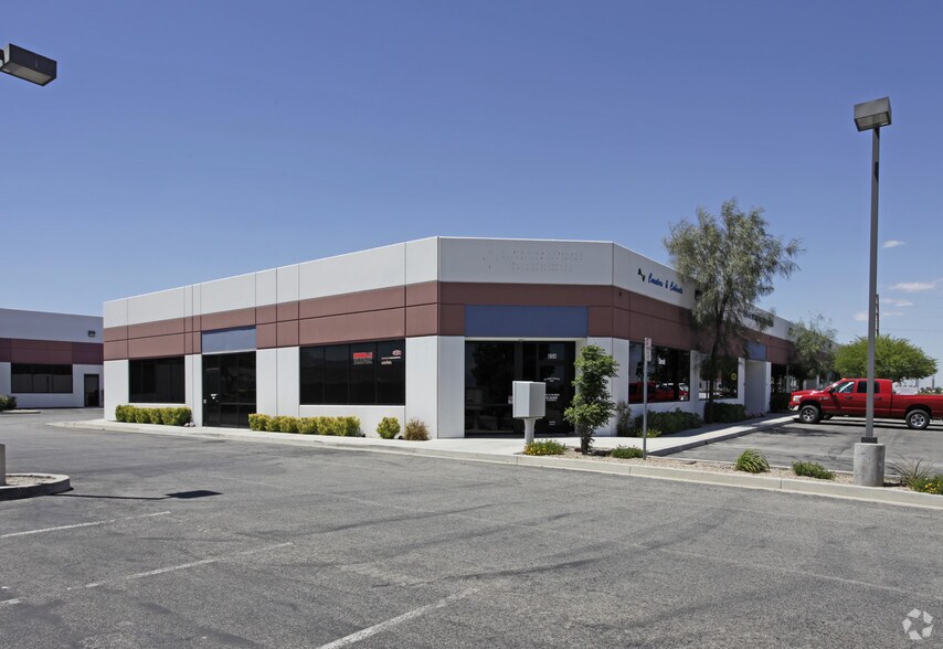 More Photos Of 654 Rancho Vista Blvd, Palmdale Manufacturing For Lease