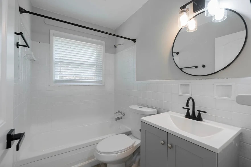 More Photos Of , Huntsville Multifamily For Sale