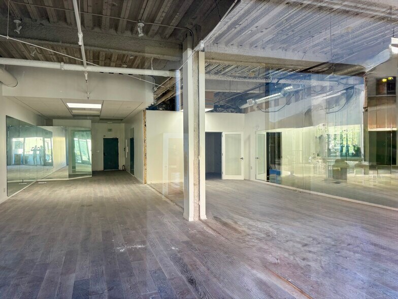 More Photos Of 970 Monument St, Pacific Palisades Storefront Retail Office For Lease