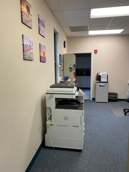 More Photos Of 335 Roselane St NW, Marietta Medical For Lease
