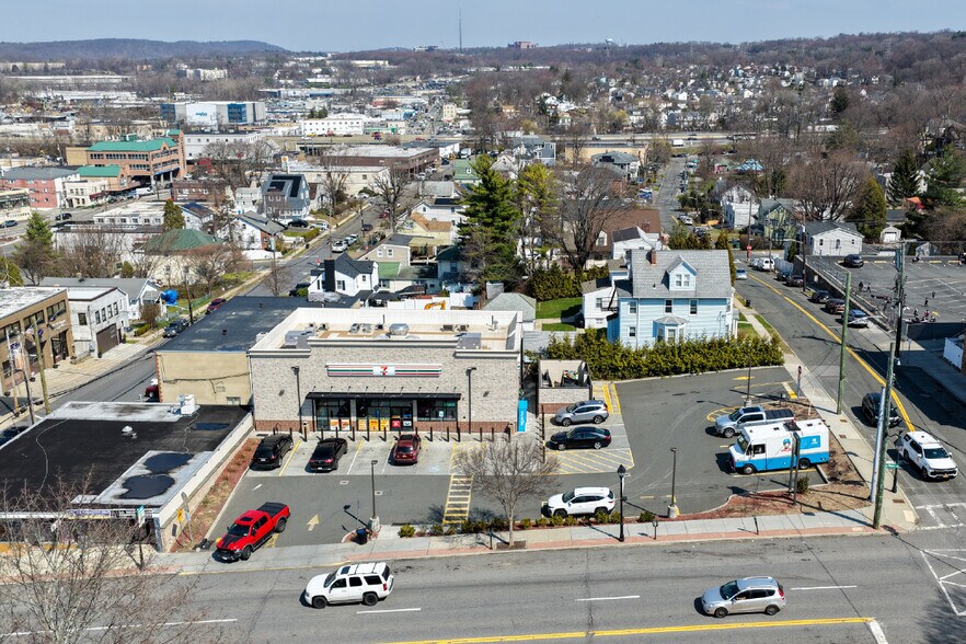 More Photos Of 37 E Main St, Elmsford Office For Sale