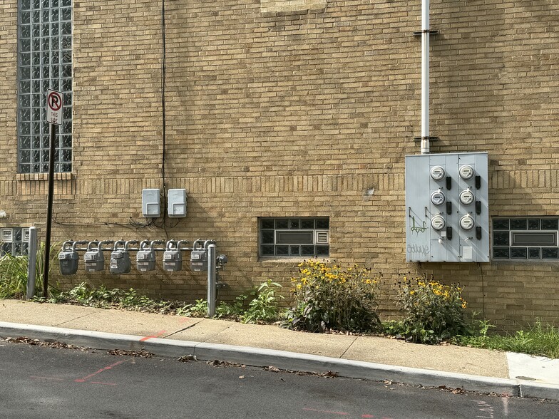 More Photos Of 2830 W Liberty Ave, Pittsburgh Storefront Retail Residential For Sale