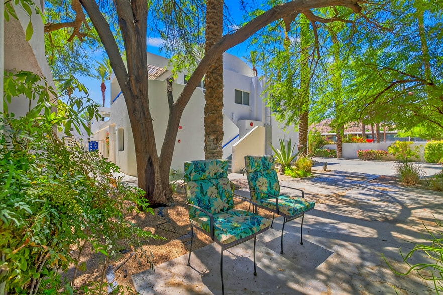 More Photos Of 67590 Jones Rd, Cathedral City Hotel For Sale