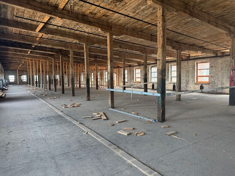More Photos Of 2155 Castor Ave, Philadelphia Land For Lease