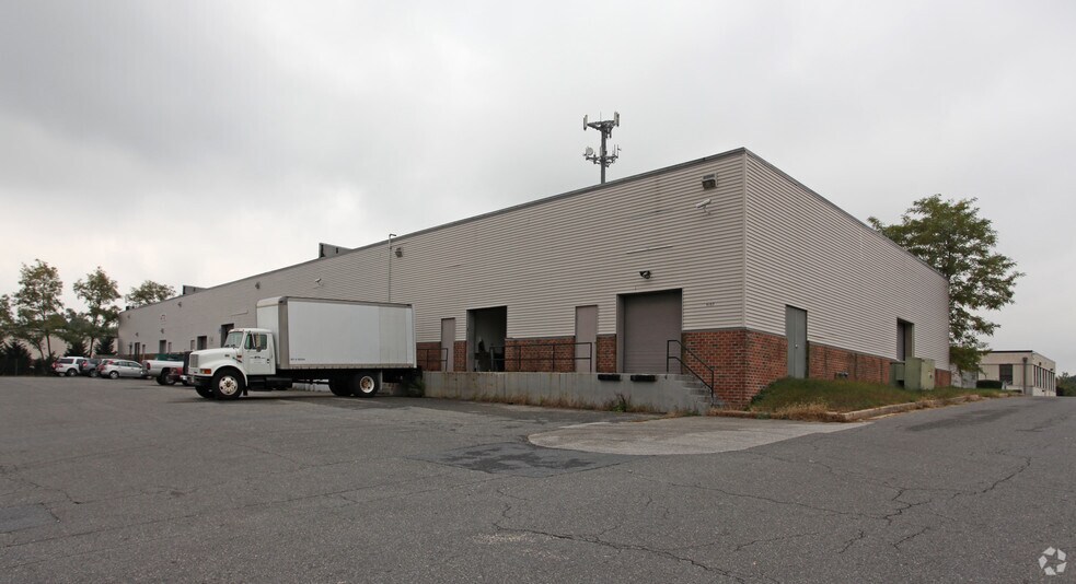 More Photos Of 9157 Whiskey Bottom Rd, Laurel Warehouse For Lease