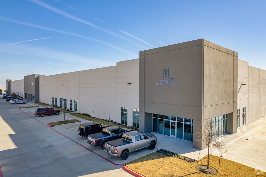 Primary Photo Of 5811 Trade Center Dr, Austin Warehouse For Lease