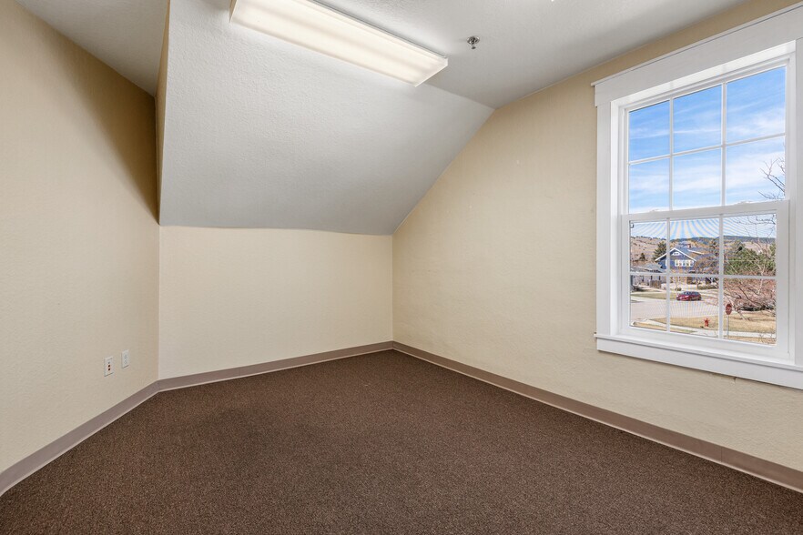 More Photos Of 1010 9th St, Rapid City Medical For Sale