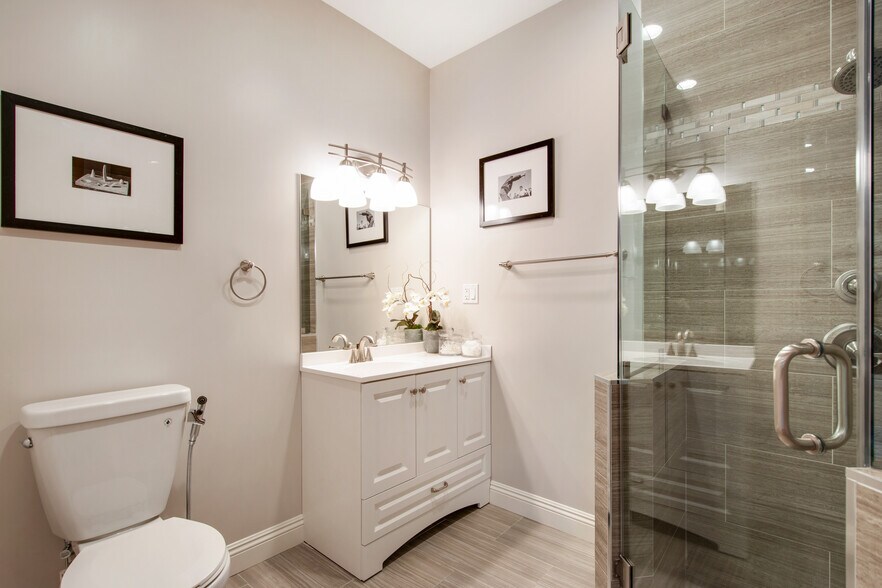 More Photos Of 9696 Antelope Rd, Beverly Hills Specialty For Sale