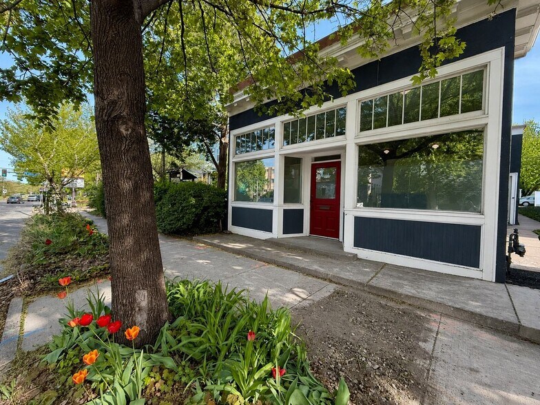 Primary Photo Of 3015 Franklin Ave E, Minneapolis Storefront Retail Residential For Sale