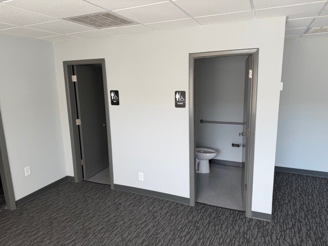 More Photos Of 440-490 Great Southwest Pky SW, Atlanta Warehouse For Lease