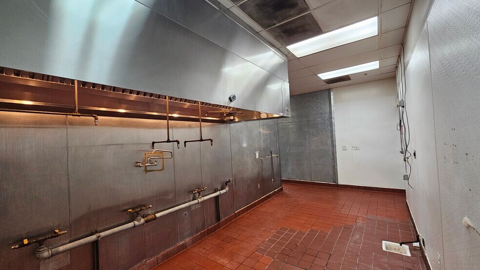 More Photos Of 2878 Zinfandel Dr, Rancho Cordova Restaurant For Lease