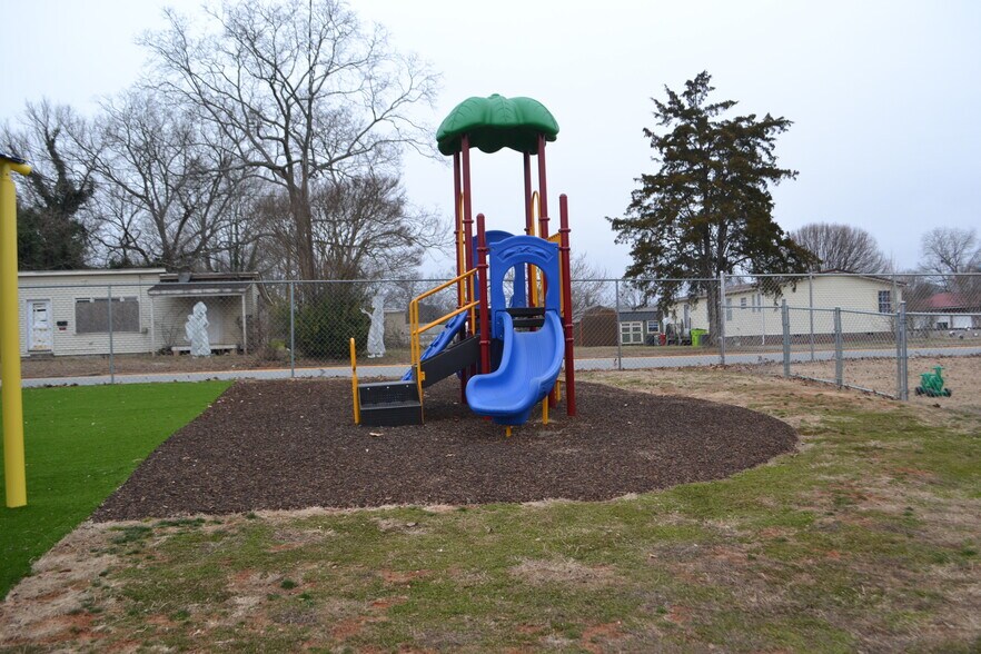 More Photos Of 143 Henrietta St, Ellenboro Schools For Sale