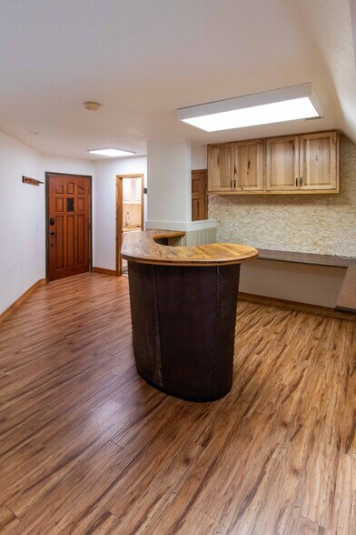More Photos Of 135-137 Colorado Ave, Telluride Office For Lease