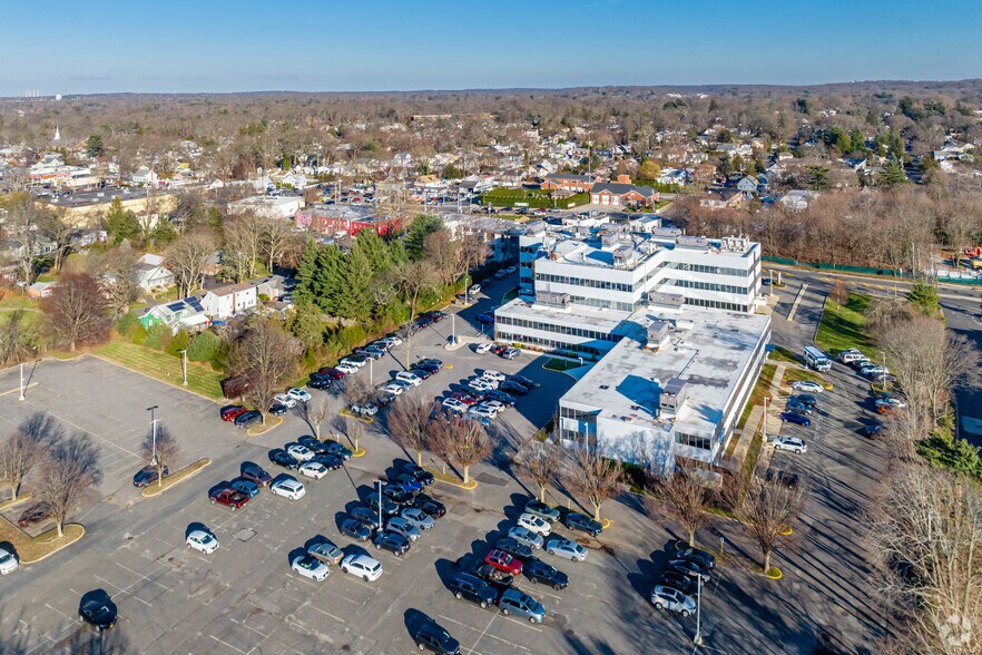 More Photos Of 33 Walt Whitman Rd, Huntington Station Office For Lease