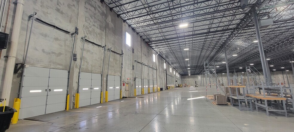 More Photos Of 3303 Route 6, Middletown Warehouse For Lease