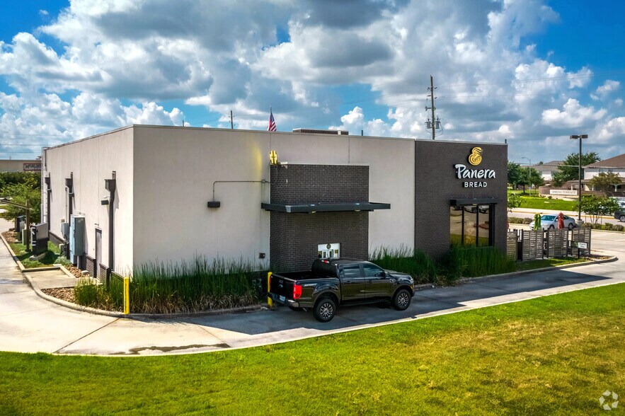 More Photos Of 21620 Kuykendahl Rd, Spring Restaurant For Sale