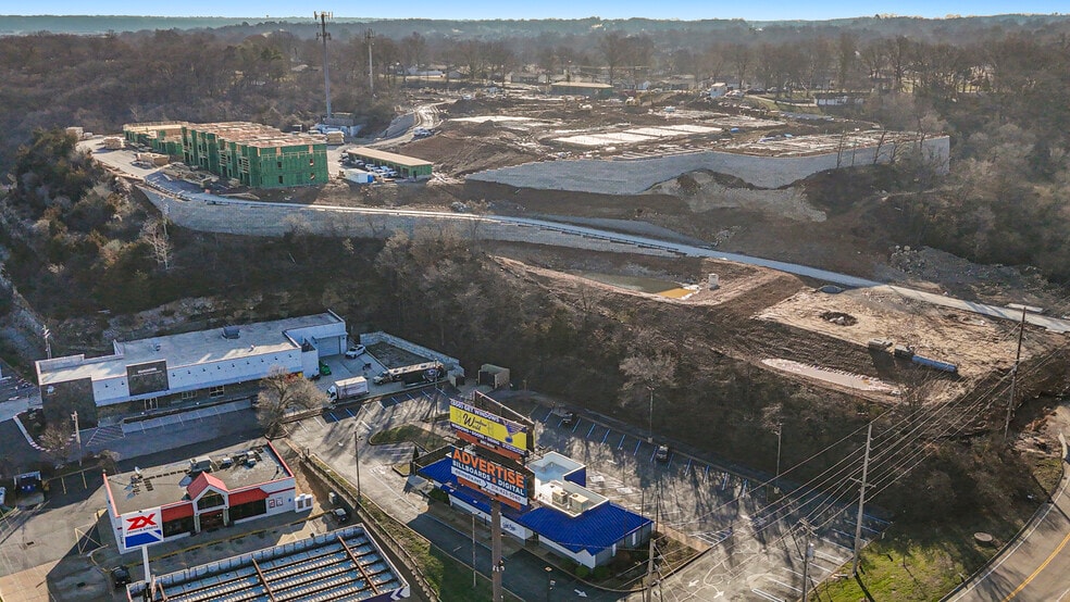 More Photos Of 2093 Smizer Station Rd, Fenton Fast Food For Sale