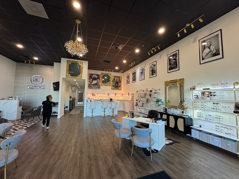 More Photos Of 10779 Alpharetta Hwy, Roswell Unknown For Lease